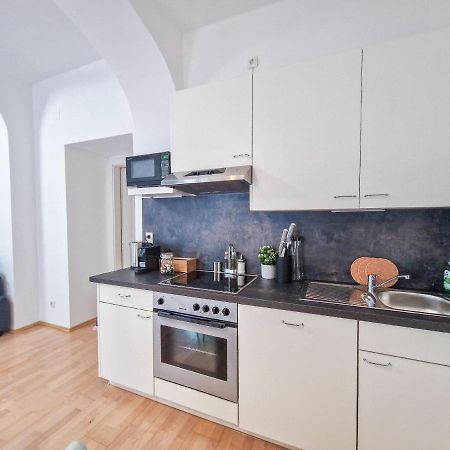 Feelhome - Design Apartment Fuer 4 Gaeste - Smart Tv - Naschmarkt Vienna Exterior photo
