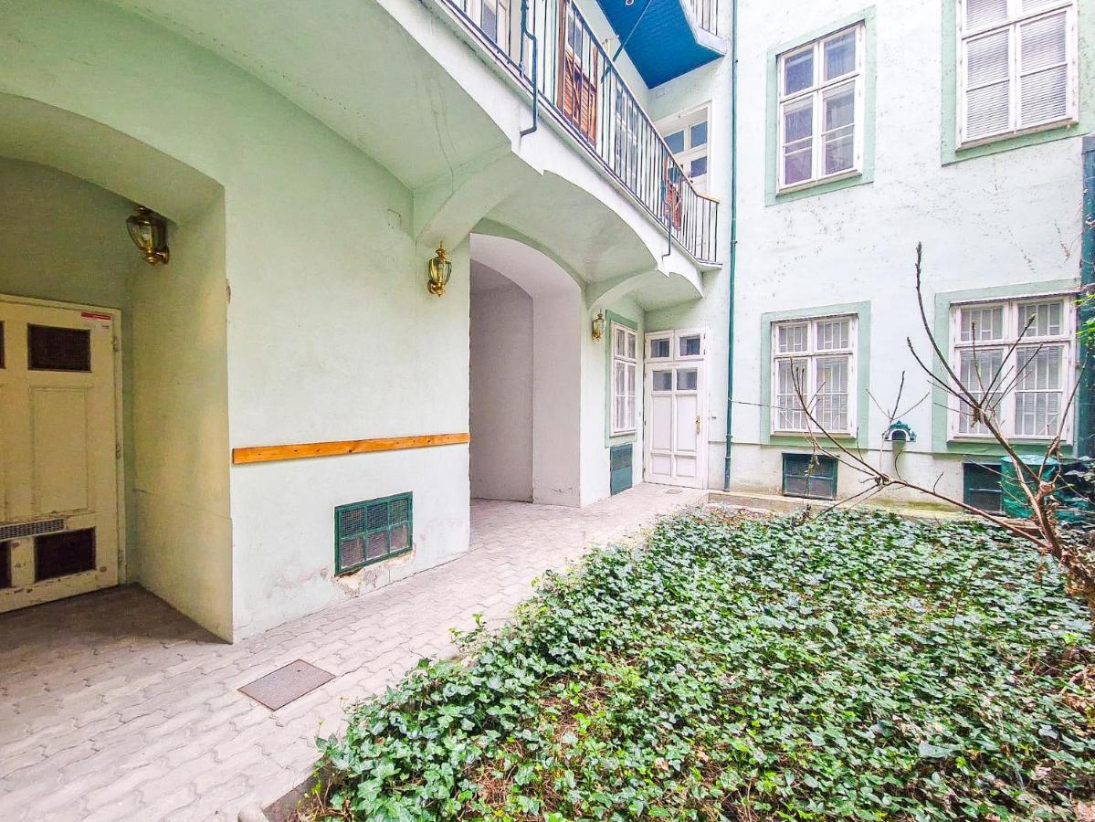 Feelhome - Design Apartment Fuer 4 Gaeste - Smart Tv - Naschmarkt Vienna Exterior photo